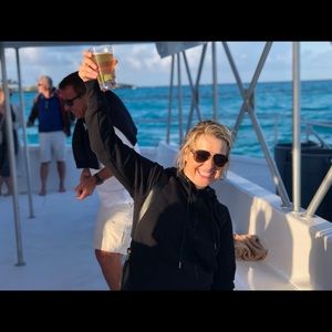 Meet your Posher, Desiree